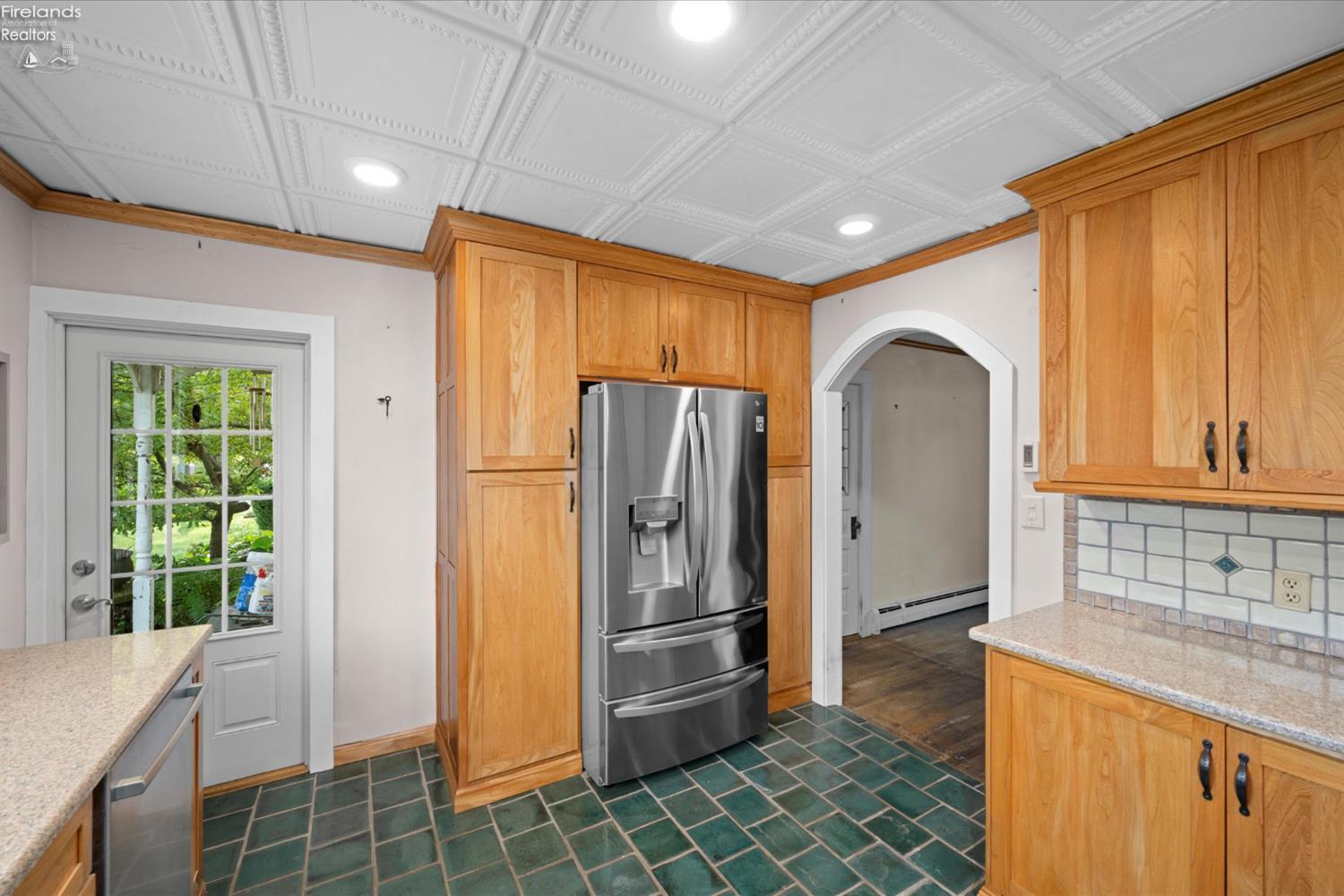 Port Clinton, Ohio, 43452, United States, 3 Bedrooms Bedrooms, ,3 BathroomsBathrooms,Residential,For Sale,1983148