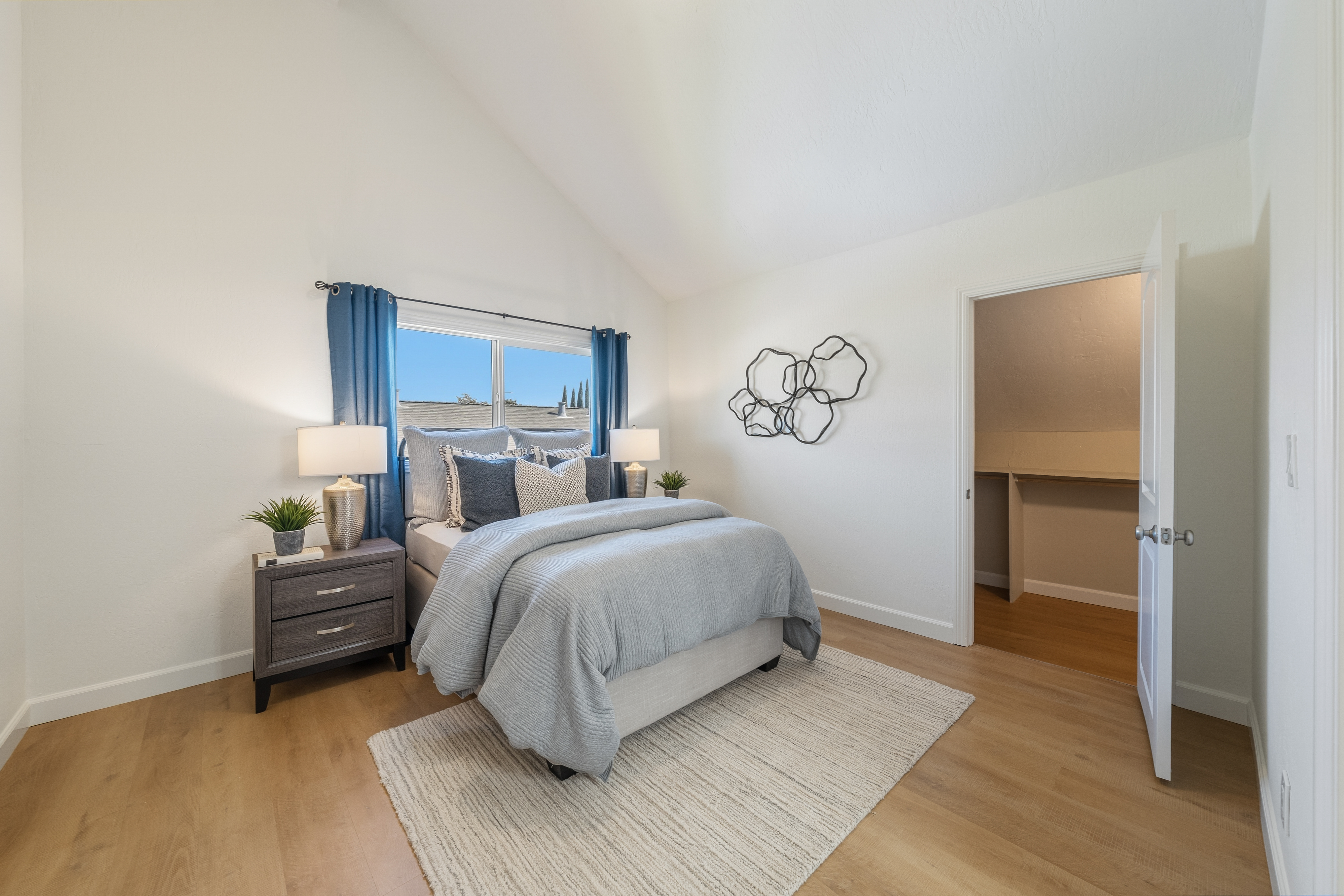  Expansive Vista Park Residence - 物件實景