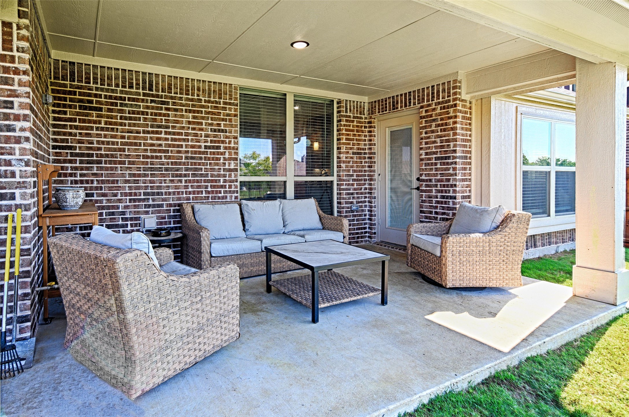 Burleson, Texas, 76028, United States, 4 Bedrooms Bedrooms, ,3 BathroomsBathrooms,Residential,For Sale,1954852