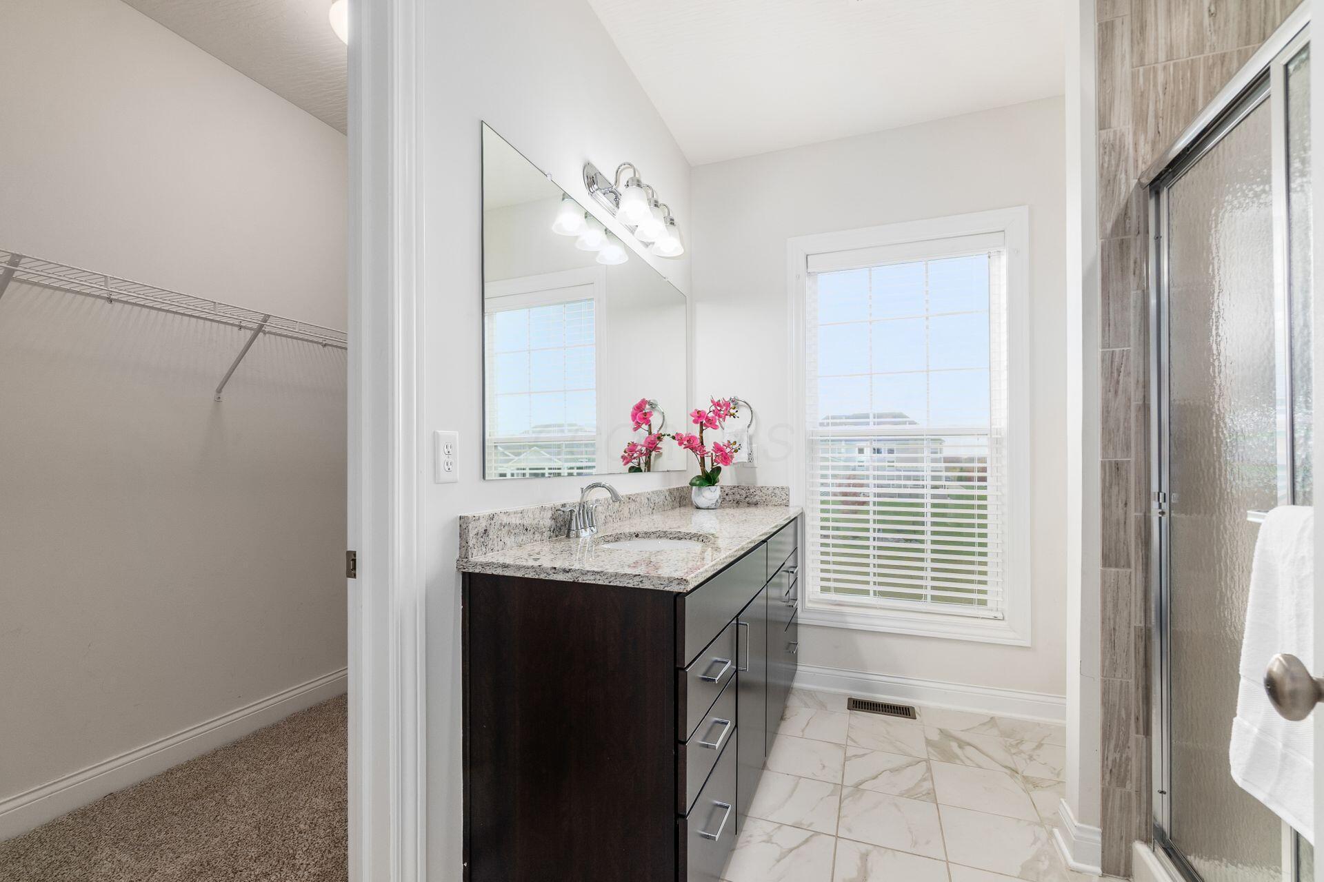 Delaware, Ohio, 43015, United States, 5 Bedrooms Bedrooms, ,5 BathroomsBathrooms,Residential,For Sale,1989567