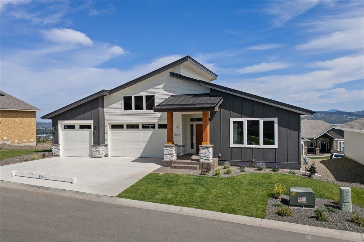 Spokane Valley, Washington, 99037, United States, 3 Bedrooms Bedrooms, ,2 BathroomsBathrooms,Residential,For Sale,1877270