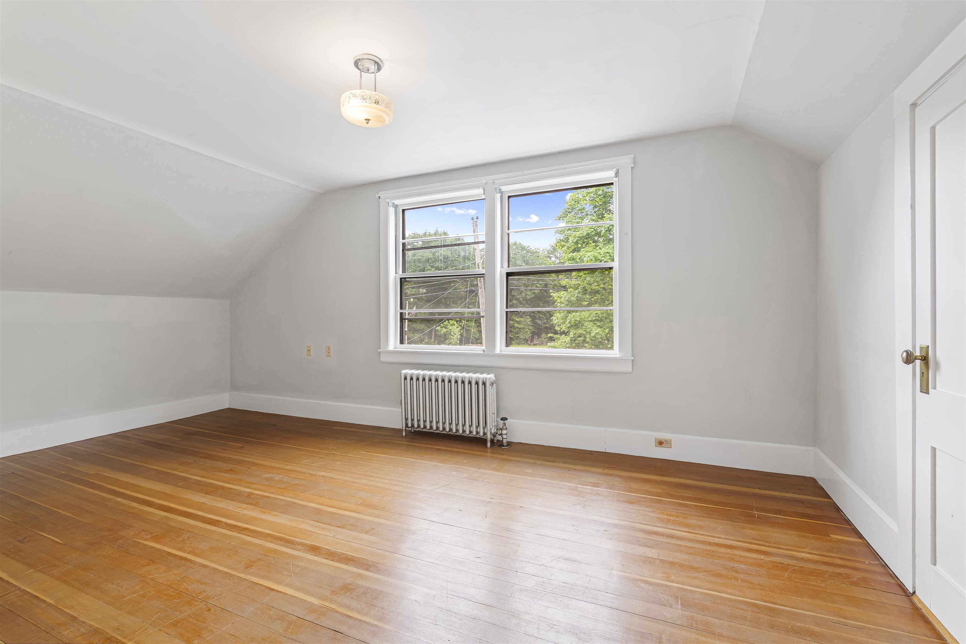 Limerick, Maine, 04048, United States, 4 Bedrooms Bedrooms, ,2 BathroomsBathrooms,Residential,For Sale,1983800