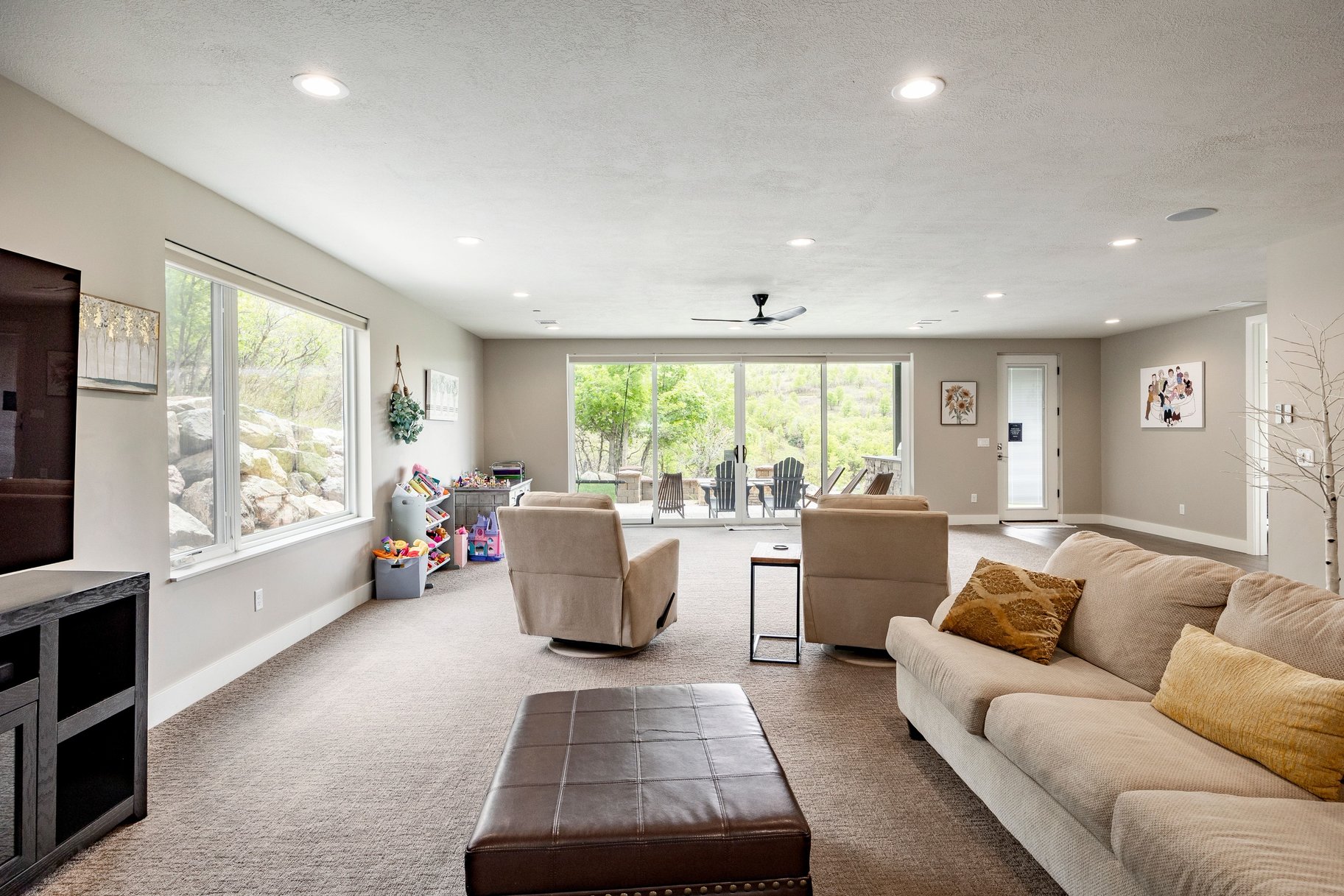  Mountain Contemporary Masterpiece with Panoramic Summit Creek Views - 物件實景