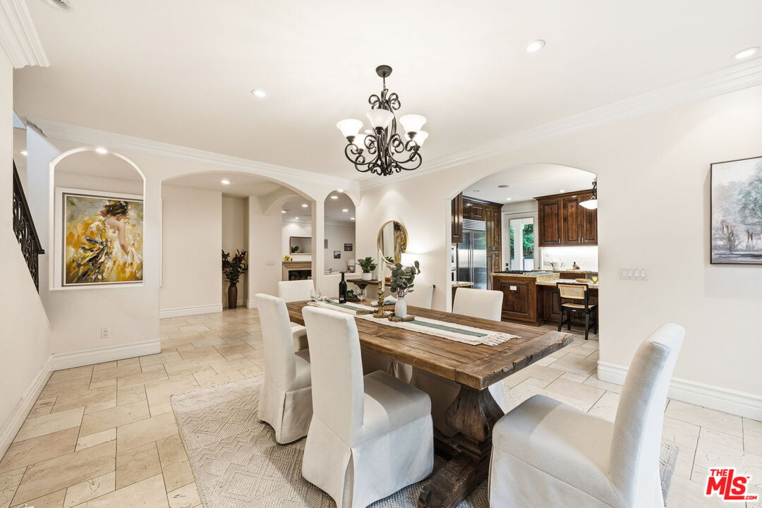 Encino, California, 91436, United States, 4 Bedrooms Bedrooms, ,3 BathroomsBathrooms,Residential,For Sale,1988091