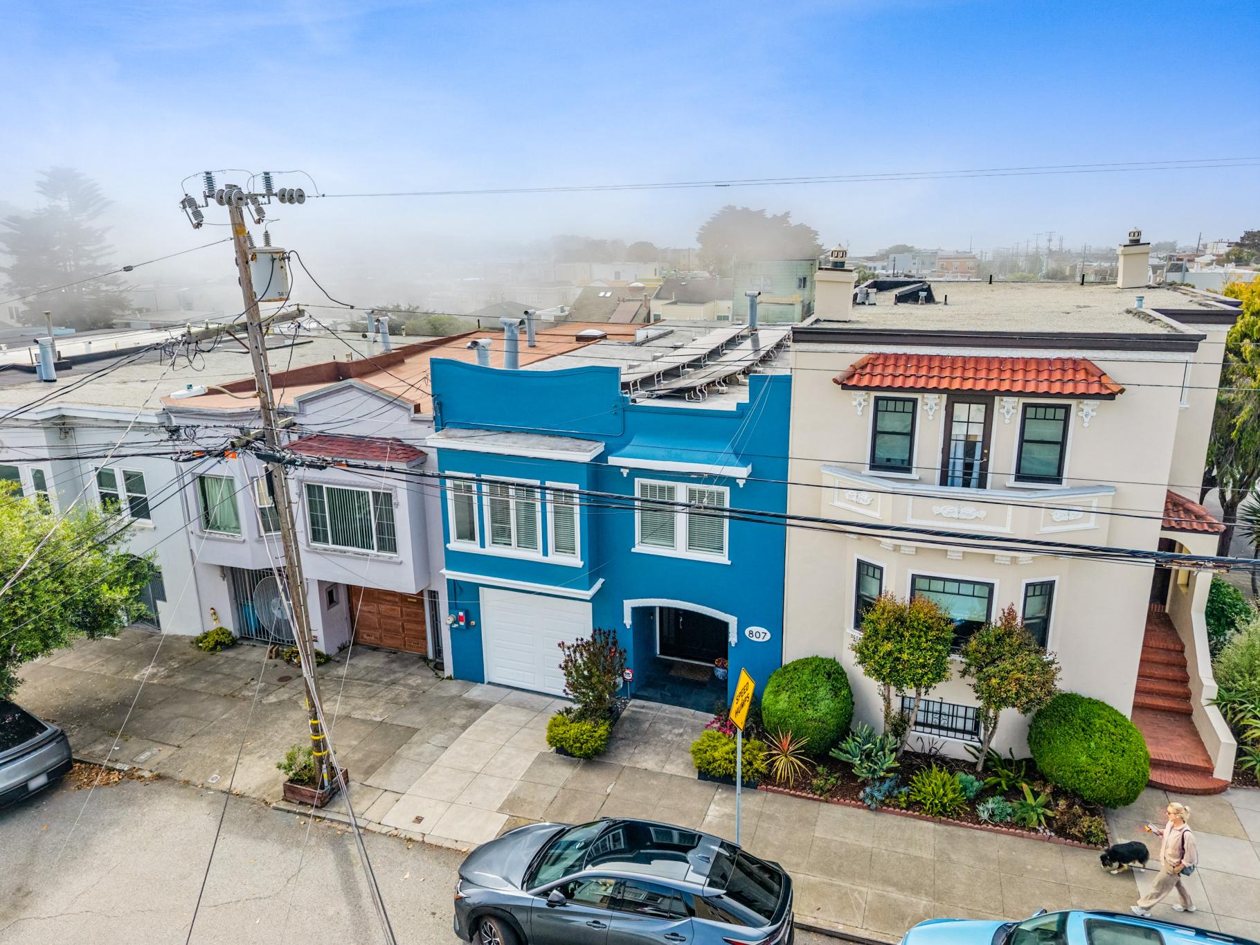 807 42nd Avenue - 物件實景