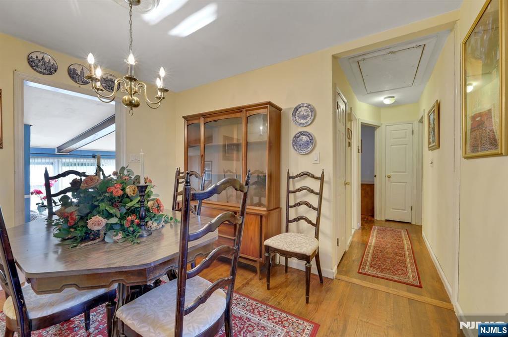 Oakland, New Jersey, 07436, United States, 2 Bedrooms Bedrooms, ,2 BathroomsBathrooms,Residential,For Sale,1988173