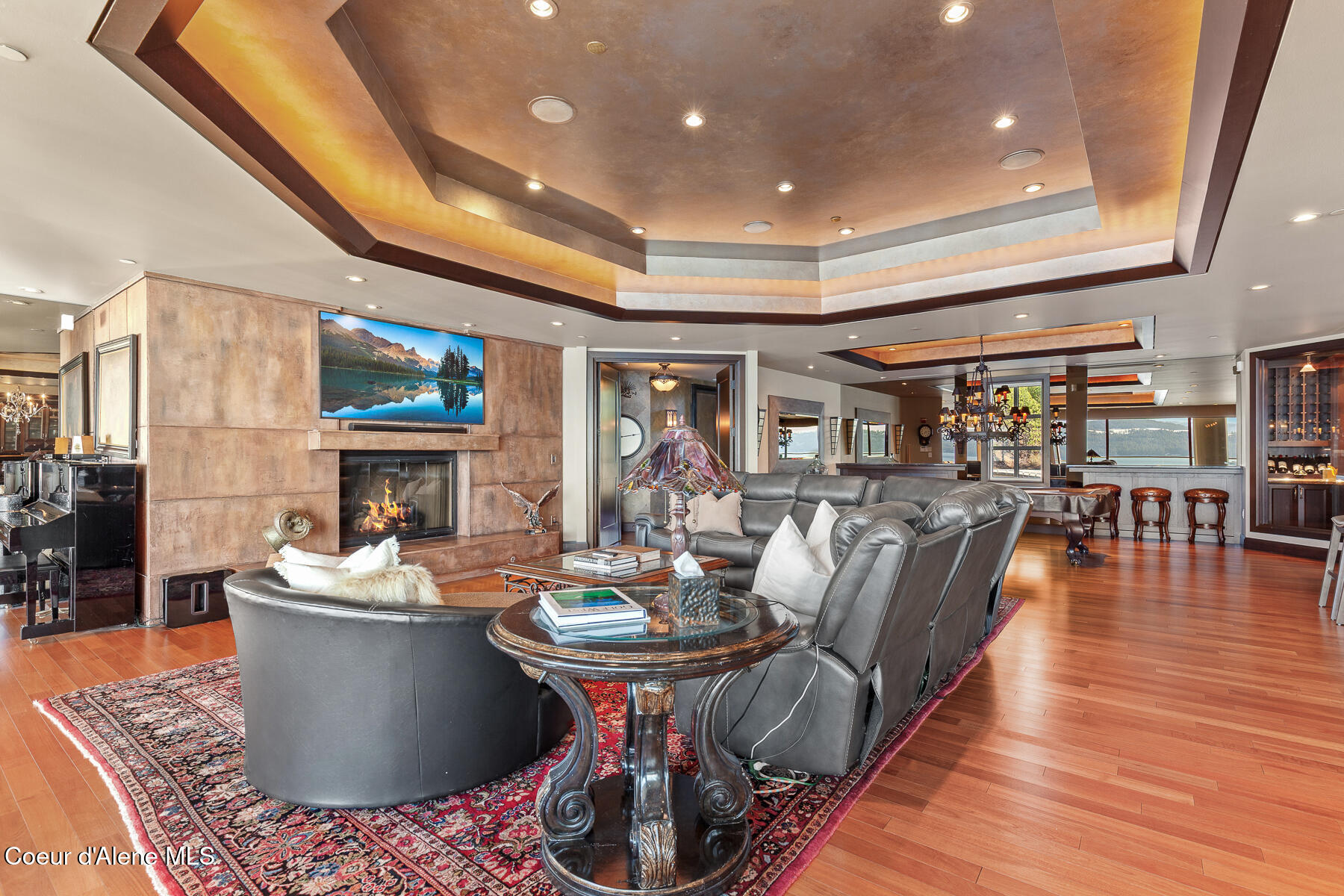 Coeur d'Alene, Idaho, 83814, United States, 4 Bedrooms Bedrooms, ,Residential,For Sale,2010702