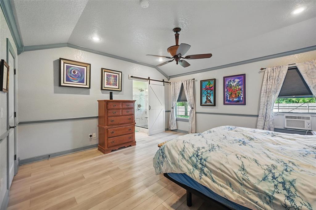 Cleburne, Texas, 76031, United States, 4 Bedrooms Bedrooms, ,4 BathroomsBathrooms,Residential,For Sale,1827195