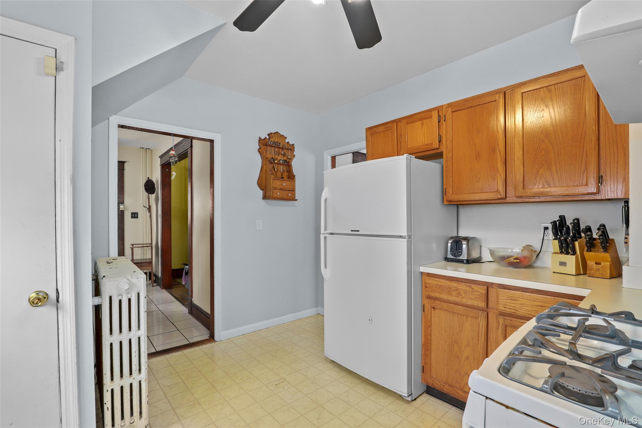 Peekskill, New York, 10566, United States, 3 Bedrooms Bedrooms, ,1 BathroomBathrooms,Residential,For Sale,1928335