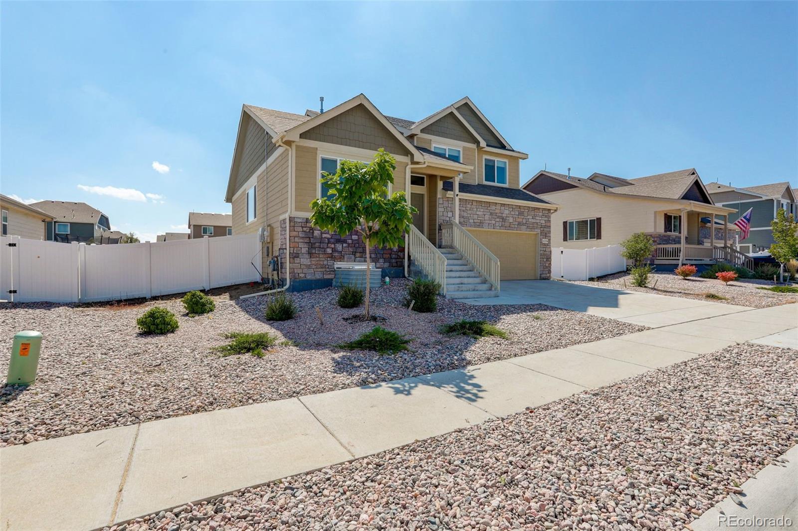 Johnstown, Colorado, 80534, United States, 3 Bedrooms Bedrooms, ,3 BathroomsBathrooms,Residential,For Sale,1955771