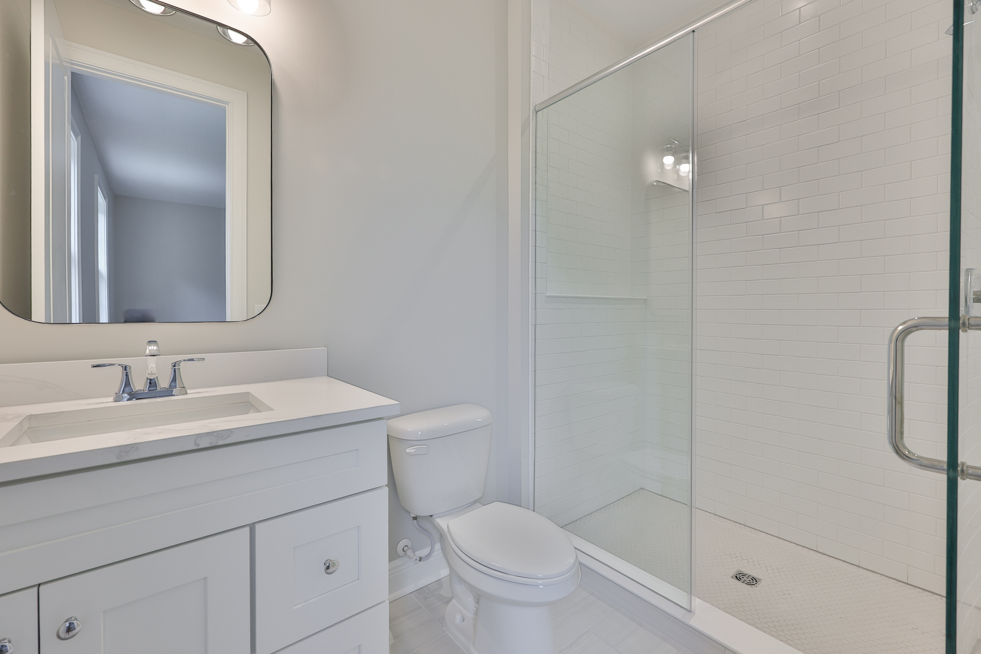 Tampa, Florida, 33609, United States, 4 Bedrooms Bedrooms, ,5 BathroomsBathrooms,Residential,For Sale,1792306