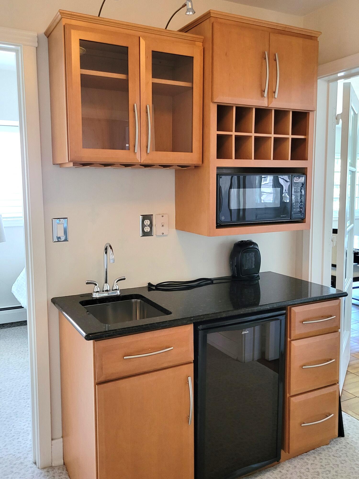 Alpena, Michigan, 49707, United States, 4 Bedrooms Bedrooms, ,6 BathroomsBathrooms,Residential,For Sale,1978367