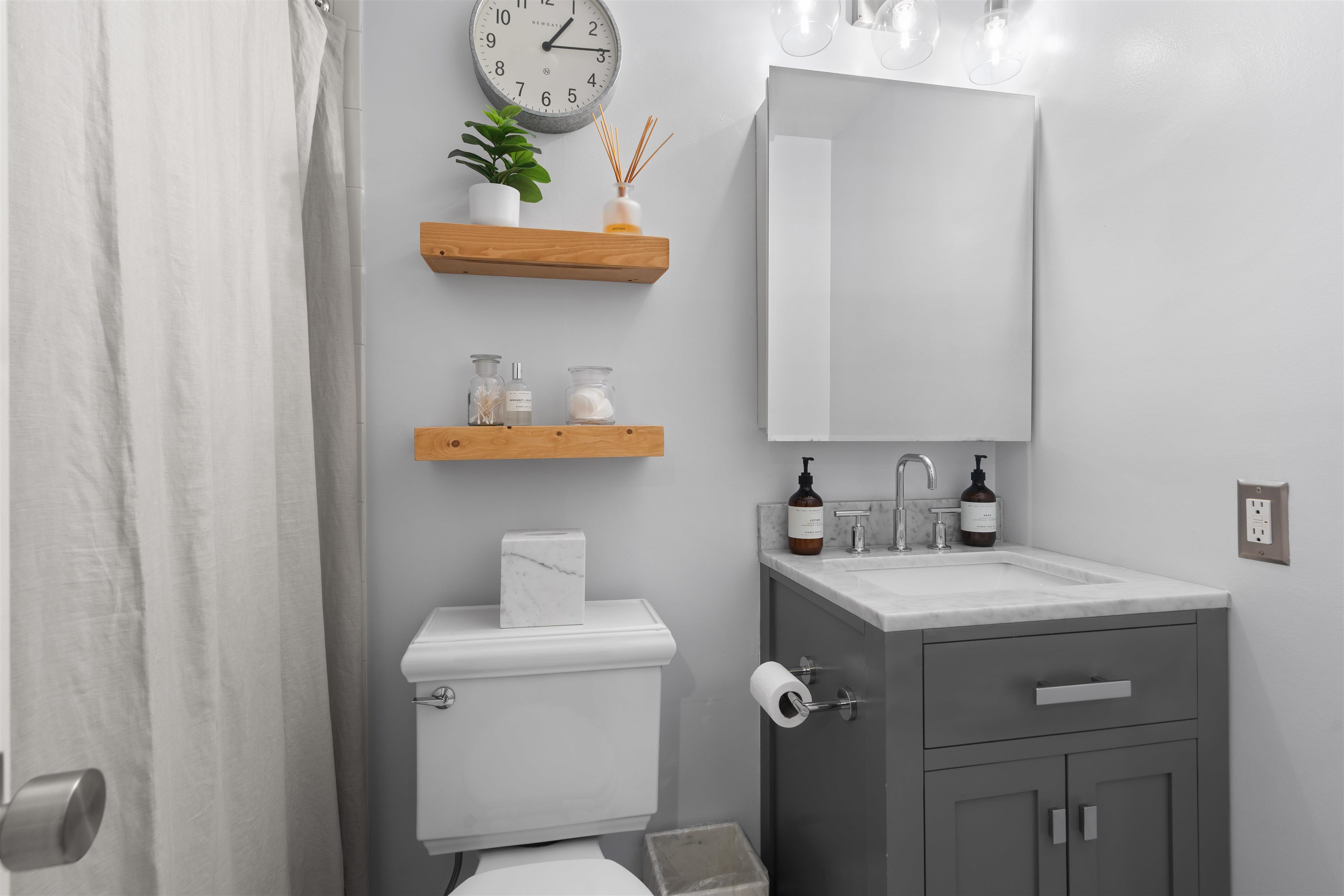 Jersey City, New Jersey, 07302, United States, 1 Bedroom Bedrooms, ,2 BathroomsBathrooms,Residential,For Sale,1949744