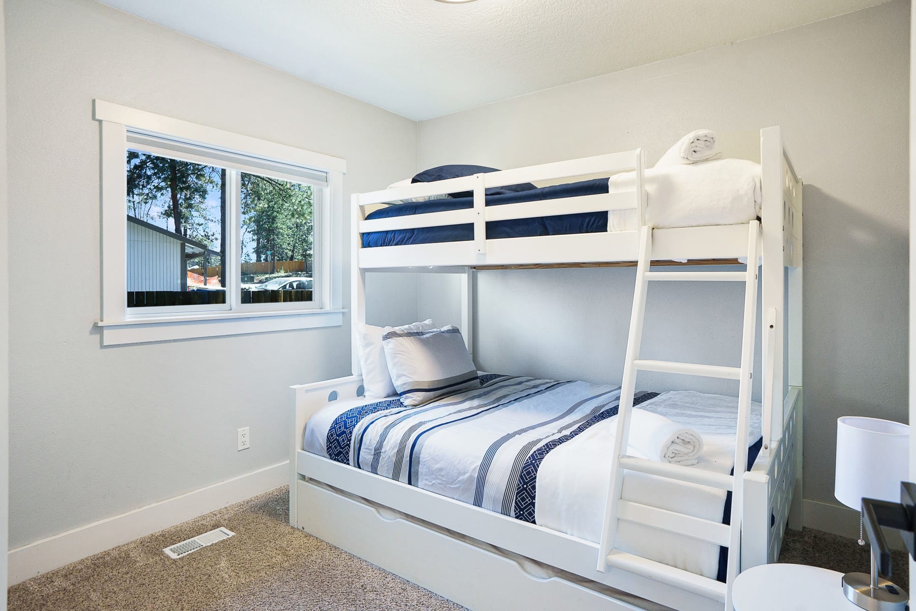  19920 Ponderosa Street Bend, OR 97702 - 物件實景