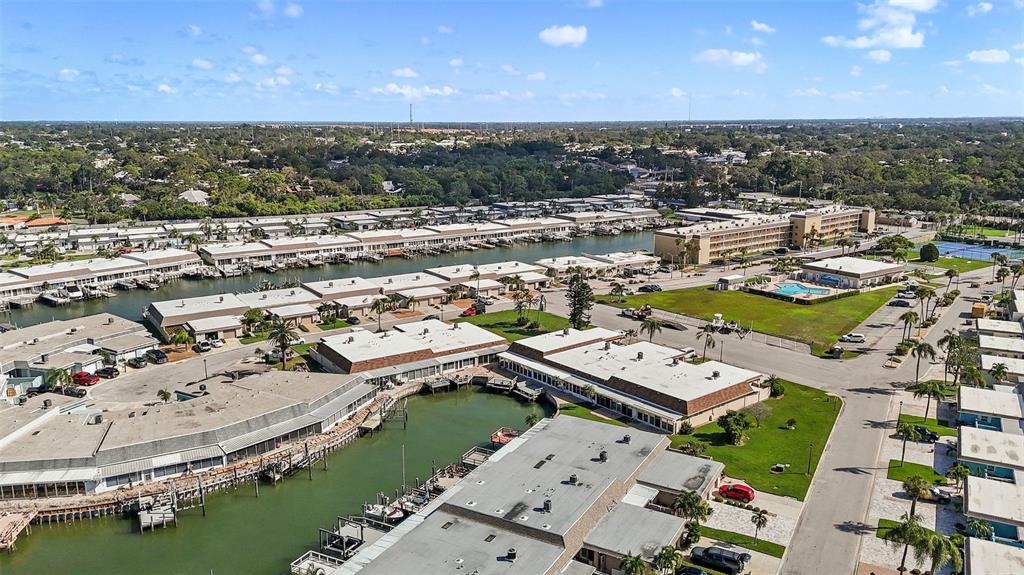 St Petersburg, Florida, 33708, United States, 2 Bedrooms Bedrooms, ,2 BathroomsBathrooms,Residential,For Sale,1963095