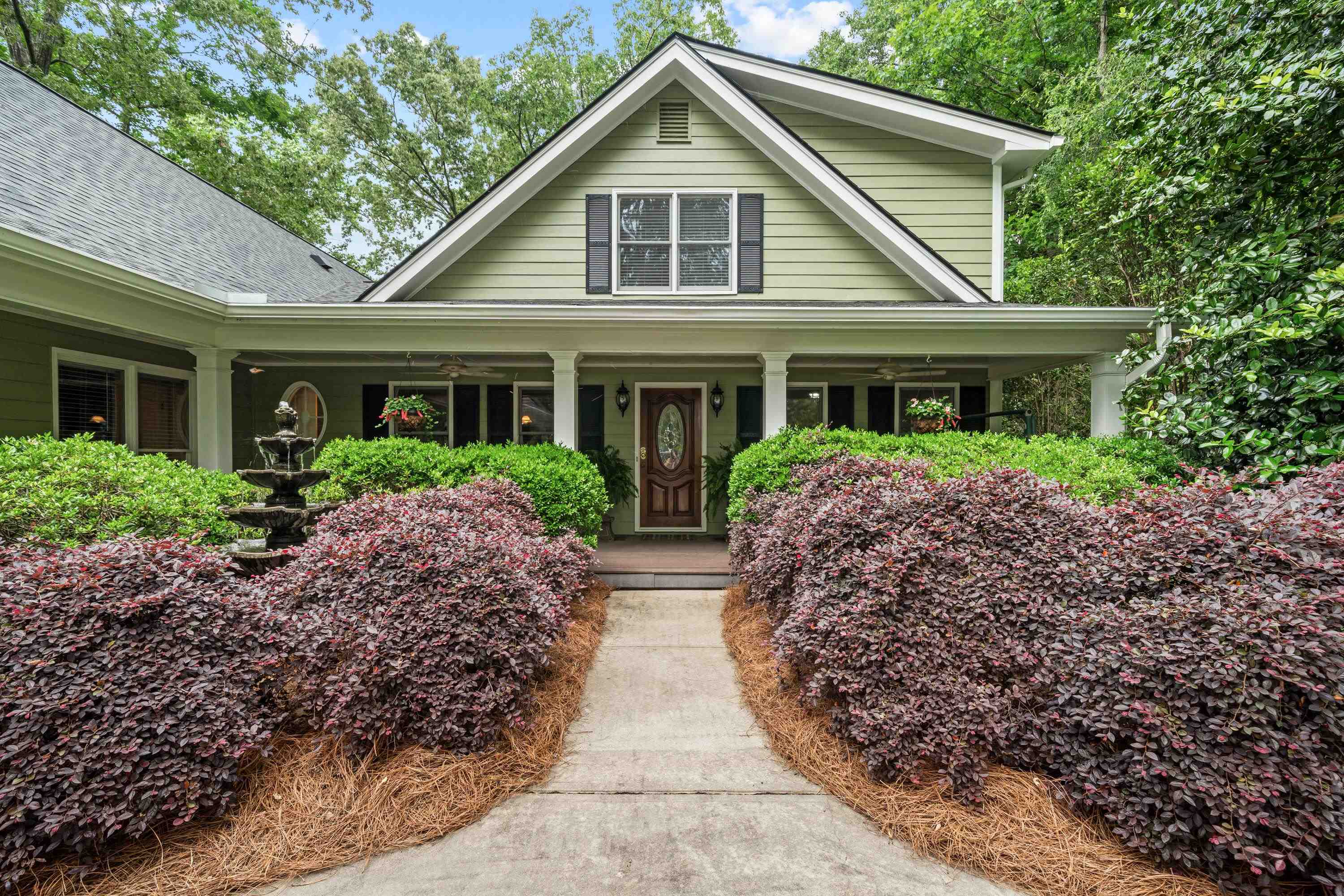 165 lakeview DR, Eatonton, Georgia, 31024, United States, 6 Bedrooms Bedrooms, ,7 BathroomsBathrooms,Residential,For Sale,165 lakeview DR,1526923