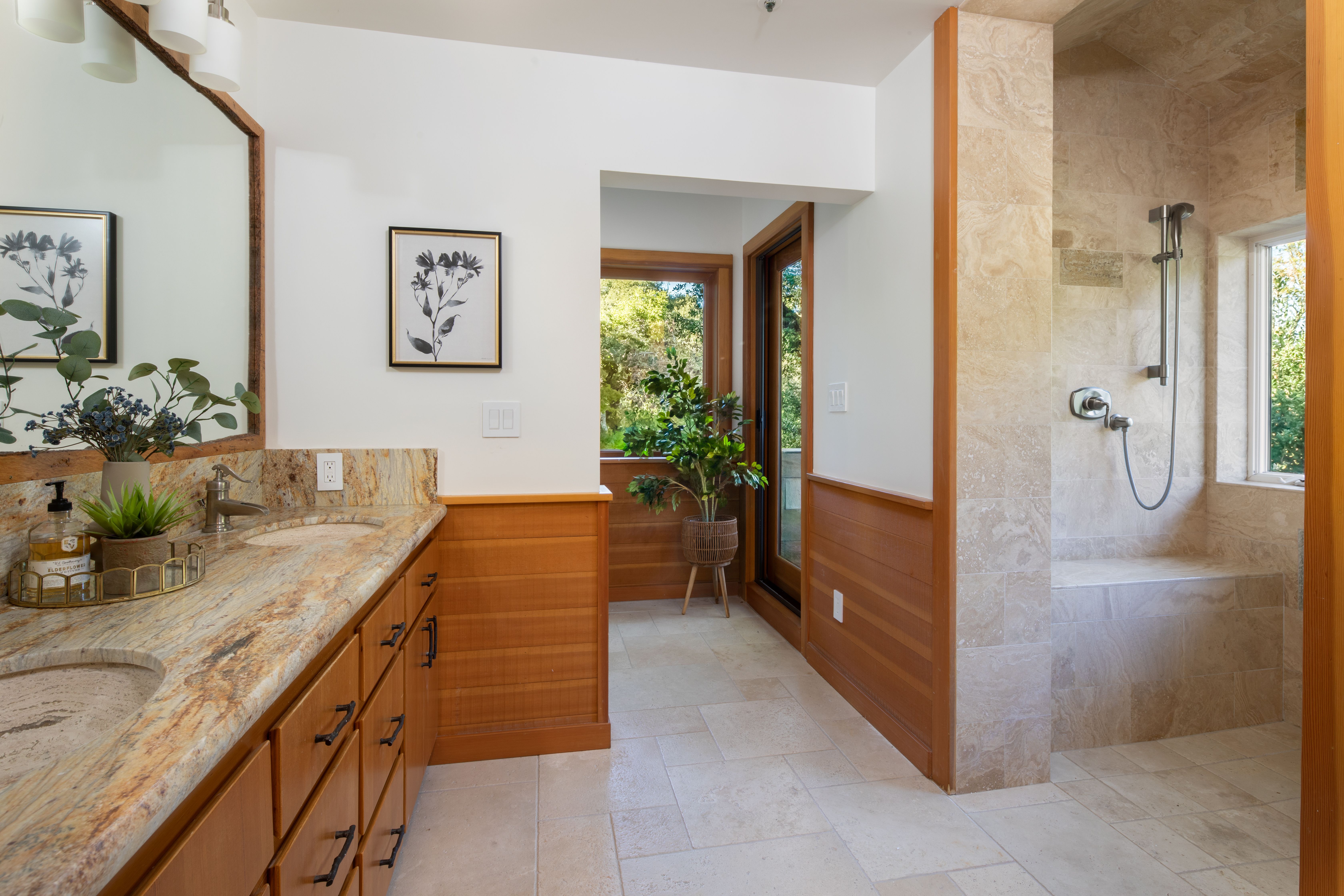  Private Retreat with Acreage - 物件實景
