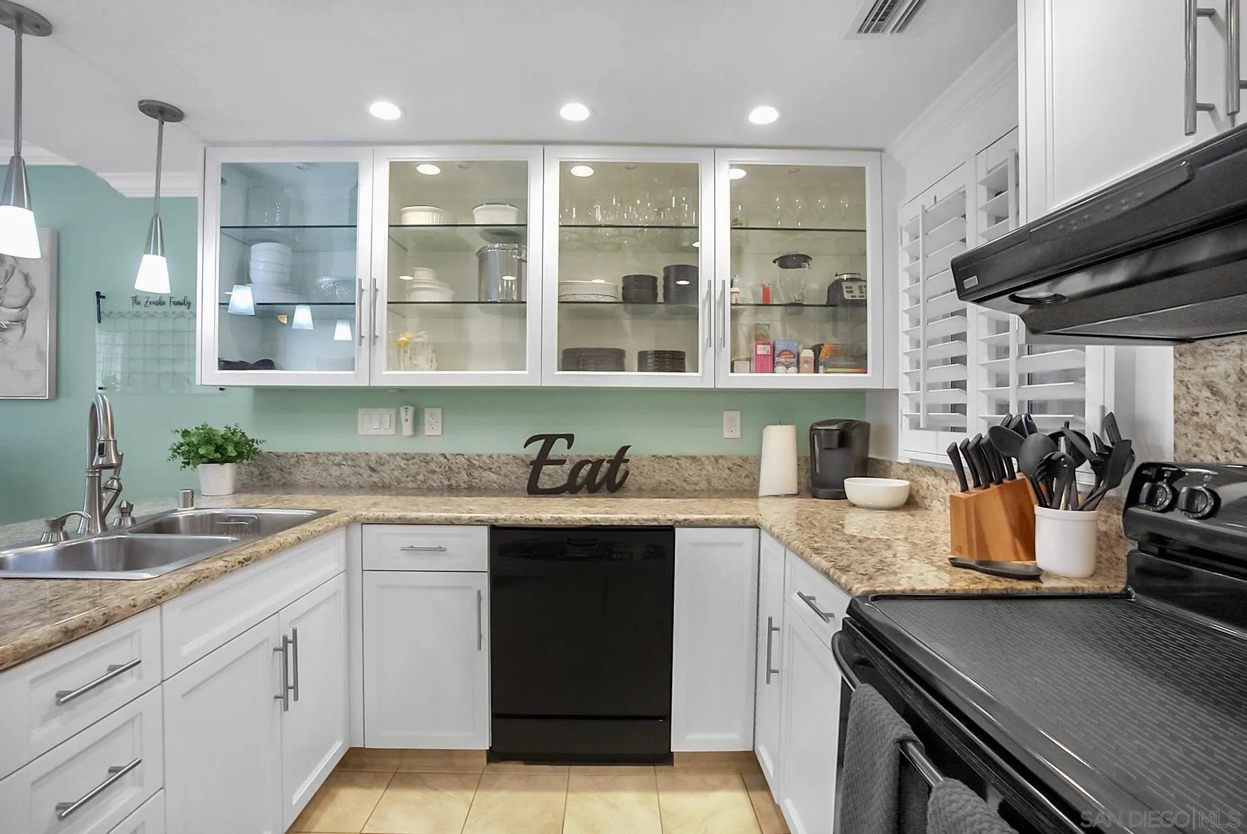 Chula Vista, California, 91913, United States, 3 Bedrooms Bedrooms, ,3 BathroomsBathrooms,Residential,For Sale,1890929