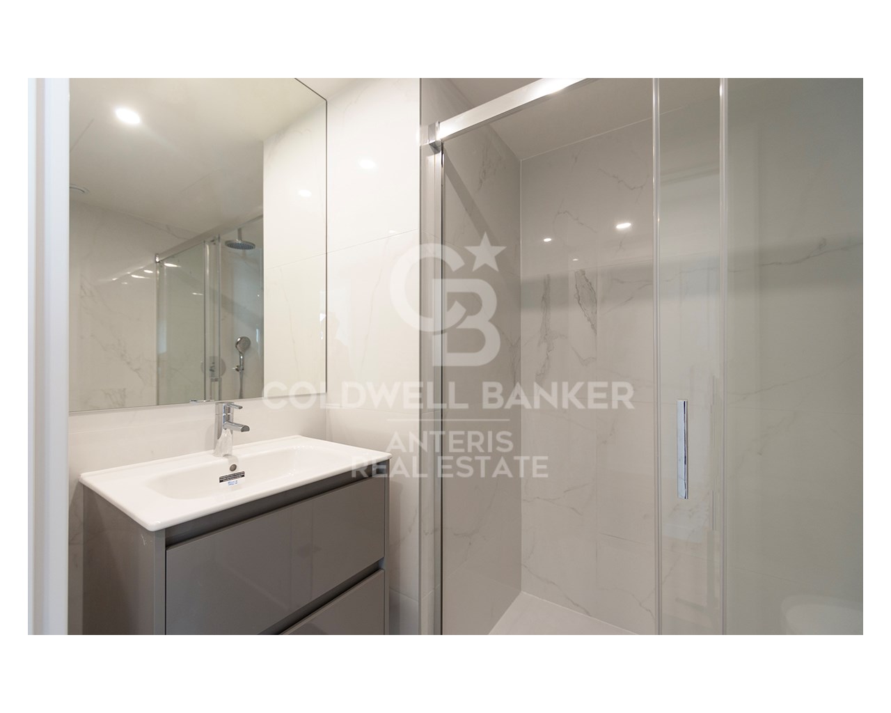 Barcelona, Barcelona, Sants ? Montju?c, Sants - Ba, Barcelona, Catalonia, ES, 3 Bedrooms Bedrooms, ,2 BathroomsBathrooms,Residential,For Sale,Barcelona, Barcelona, Sants ? Montju?c, Sants - Ba,1556908