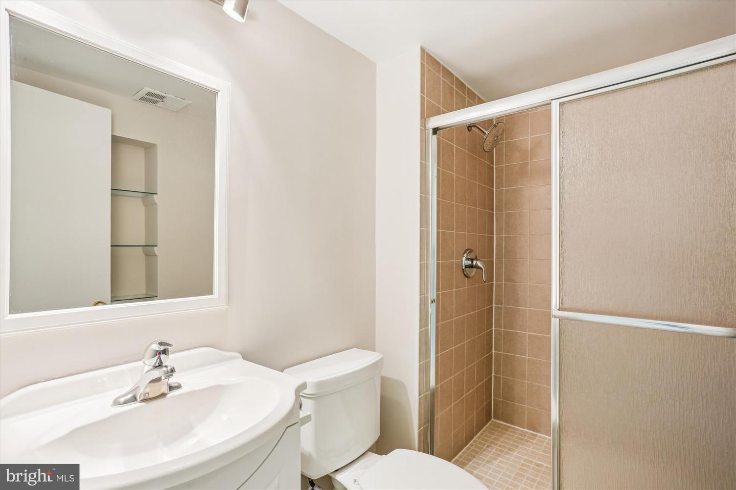 Gaithersburg, Maryland, 20878, United States, 3 Bedrooms Bedrooms, ,4 BathroomsBathrooms,Residential,For Sale,1995929