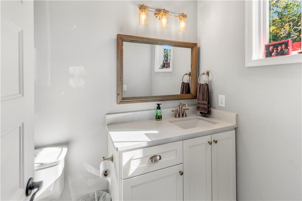 Flowery Branch, Georgia, 30542, United States, 3 Bedrooms Bedrooms, ,5 BathroomsBathrooms,Residential,For Sale,1985759