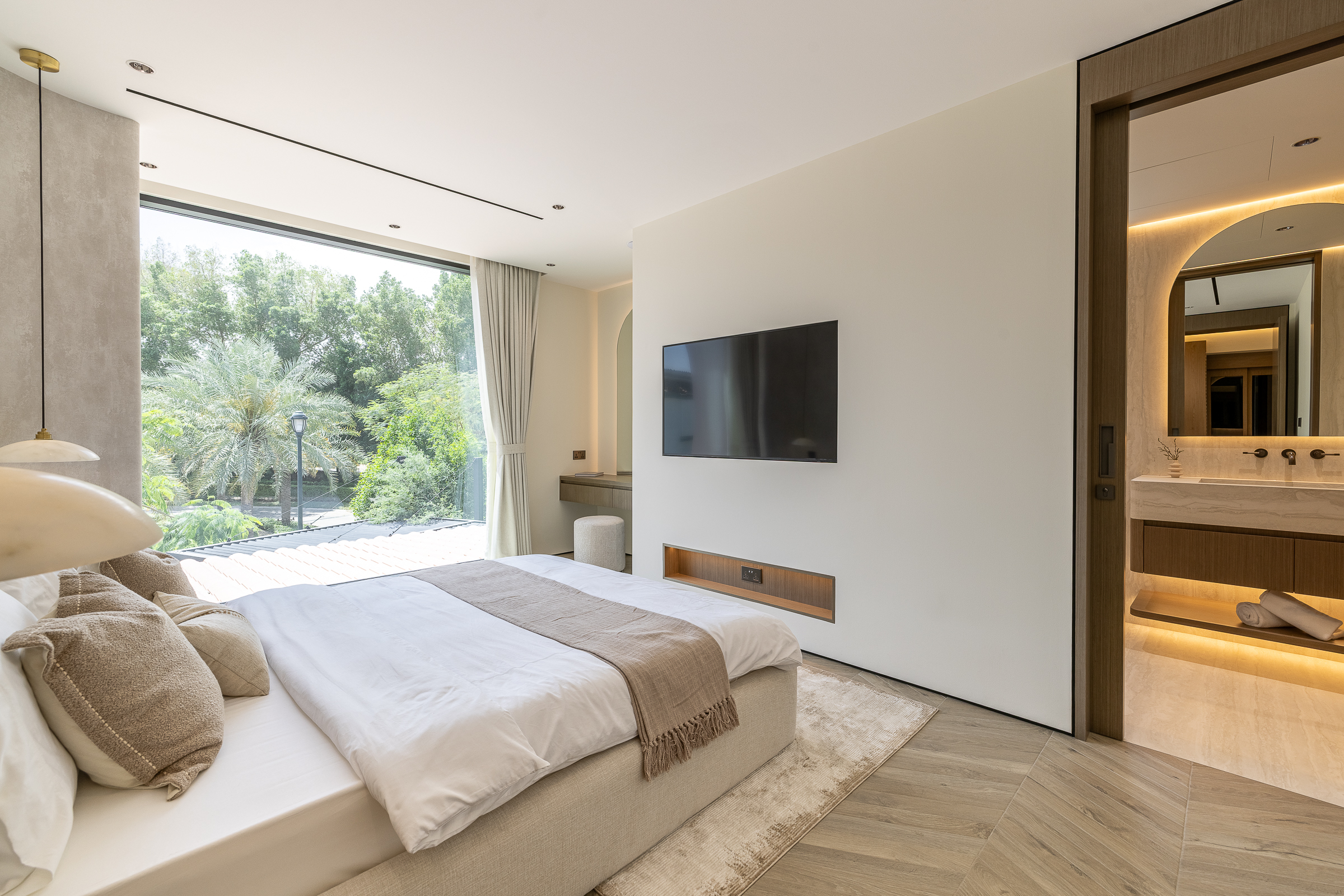  Fully-Upgraded Sophisticated Villa in JGE - 物件實景