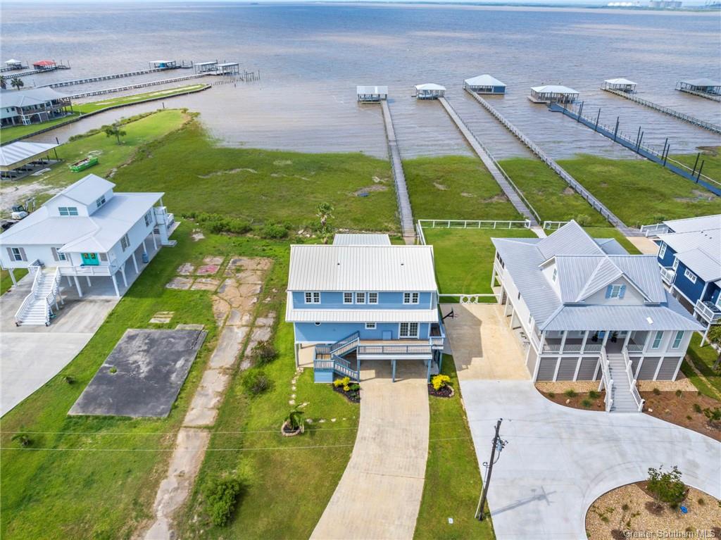Lake Charles, Louisiana, 70605, United States, 3 Bedrooms Bedrooms, ,4 BathroomsBathrooms,Residential,For Sale,2031142