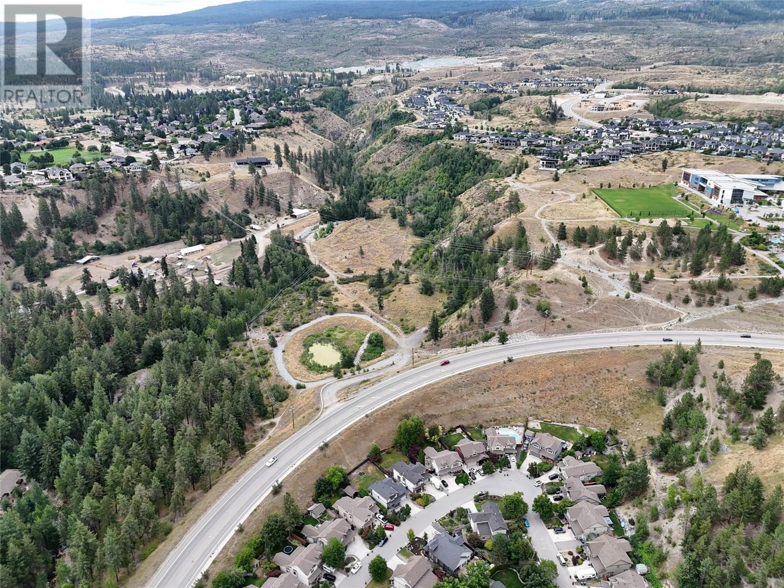 KELOWNA, British Columbia, V1W 4X9, CA, 4 Bedrooms Bedrooms, ,3 BathroomsBathrooms,Residential,For Sale,1898520