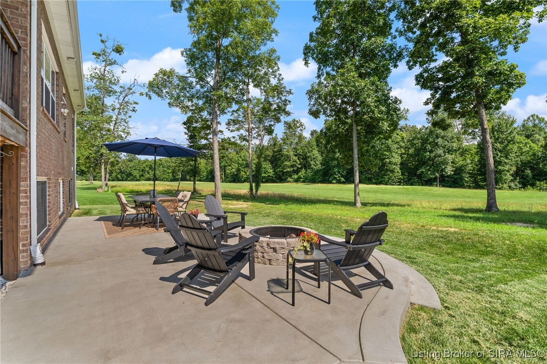 Henryville, Indiana, 47126, United States, 4 Bedrooms Bedrooms, ,3 BathroomsBathrooms,Residential,For Sale,1876326