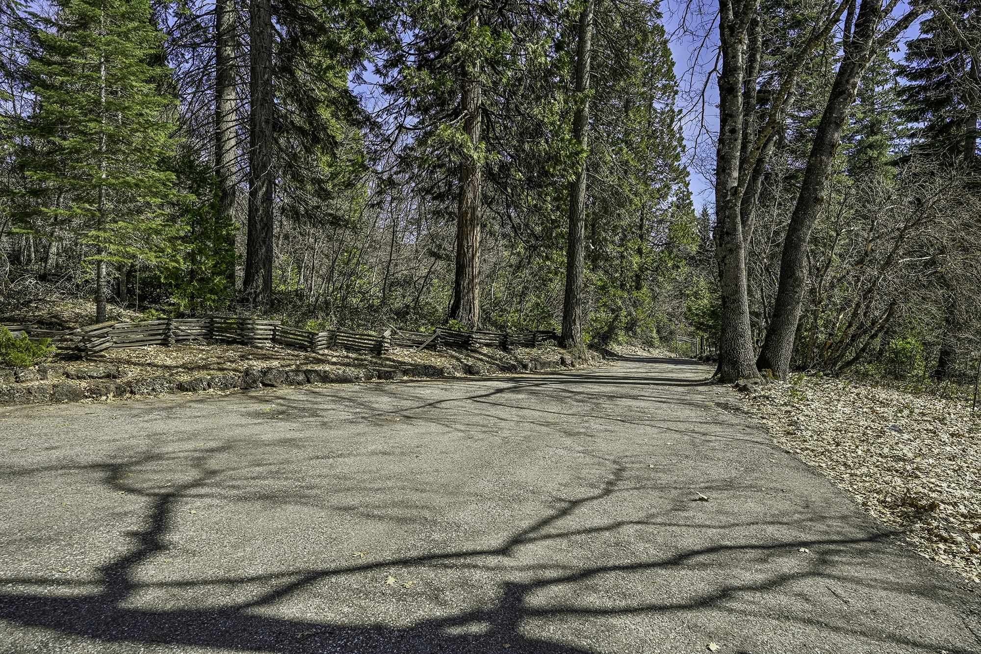 Mt Shasta, California, 96067, United States, 4 Bedrooms Bedrooms, ,3 BathroomsBathrooms,Residential,For Sale,1982137