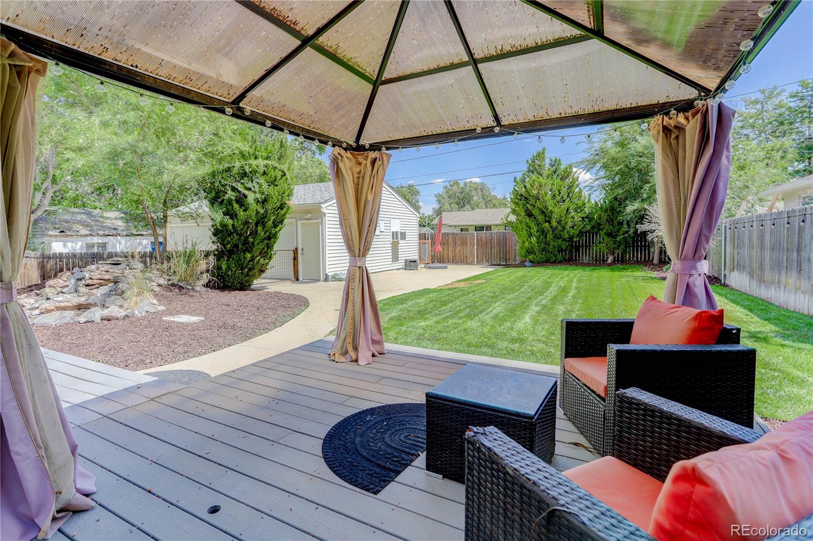 Englewood, Colorado, 80110, United States, 3 Bedrooms Bedrooms, ,2 BathroomsBathrooms,Residential,For Sale,1918074