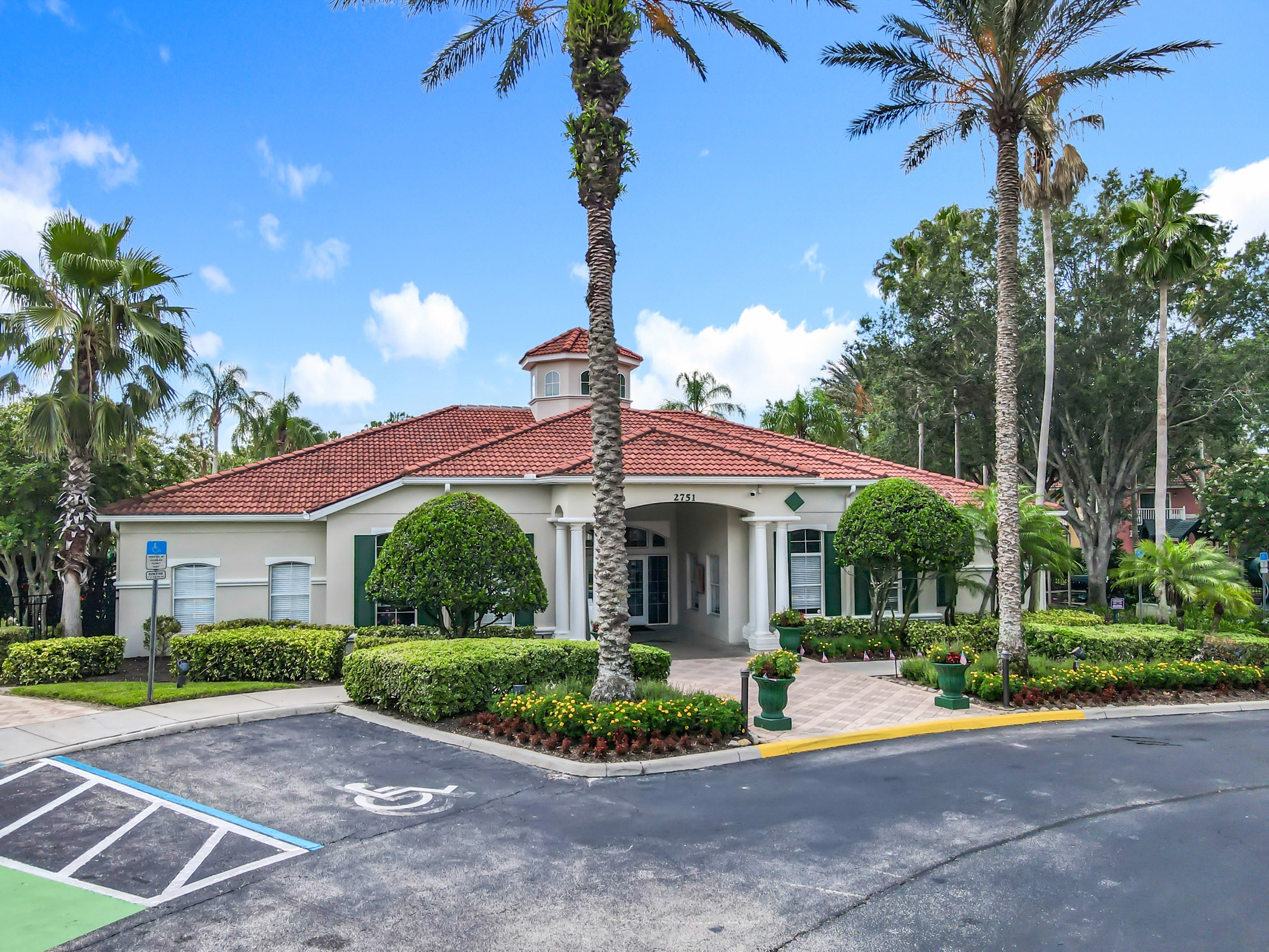Kissimmee, Florida, 34747, United States, 6 Bedrooms Bedrooms, ,5 BathroomsBathrooms,Residential,For Sale,1920294