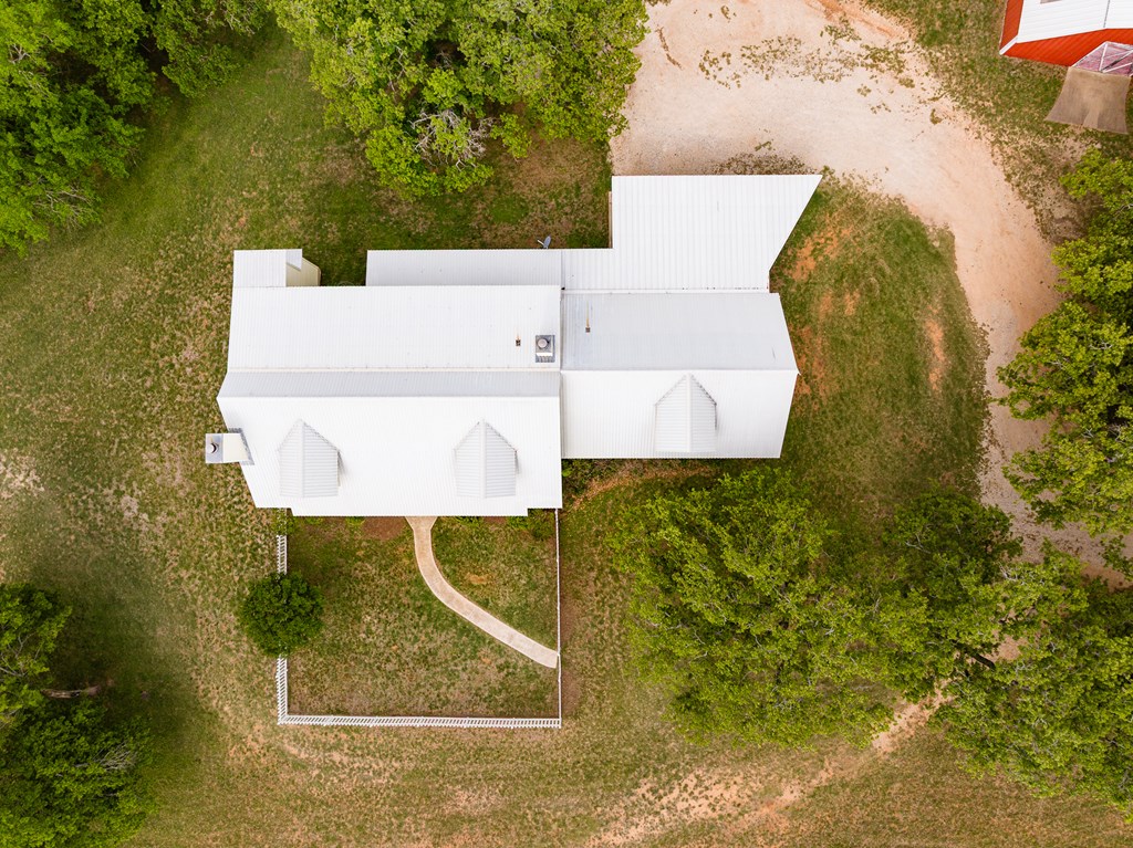 Fredericksburg, Texas, 78624, United States, 3 Bedrooms Bedrooms, ,2 BathroomsBathrooms,Residential,For Sale,1977273