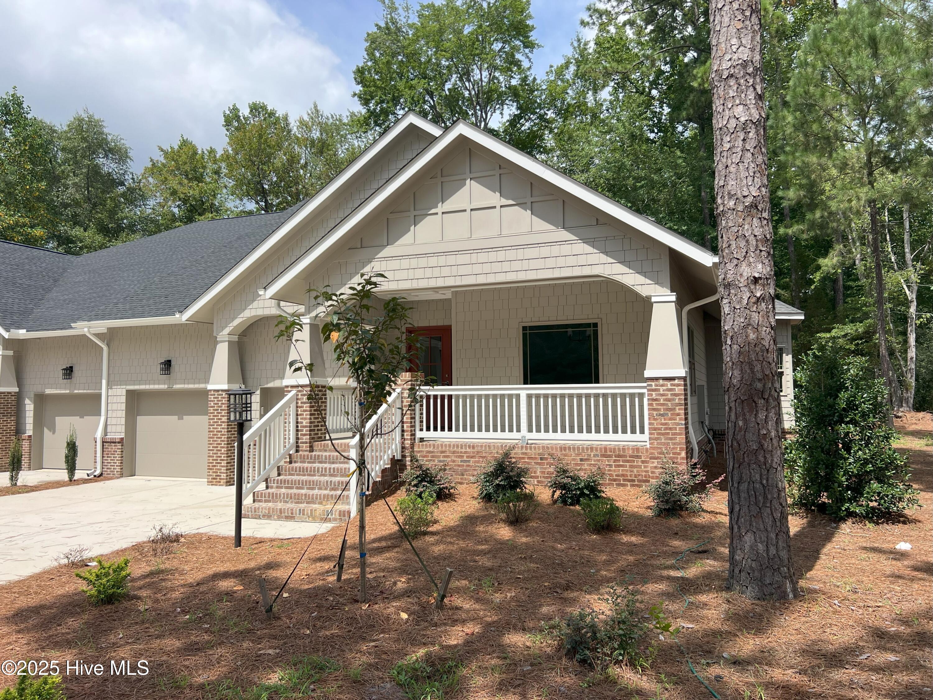 Pinehurst, North Carolina, 28374, United States, 4 Bedrooms Bedrooms, ,4 BathroomsBathrooms,Residential,For Sale,1895891