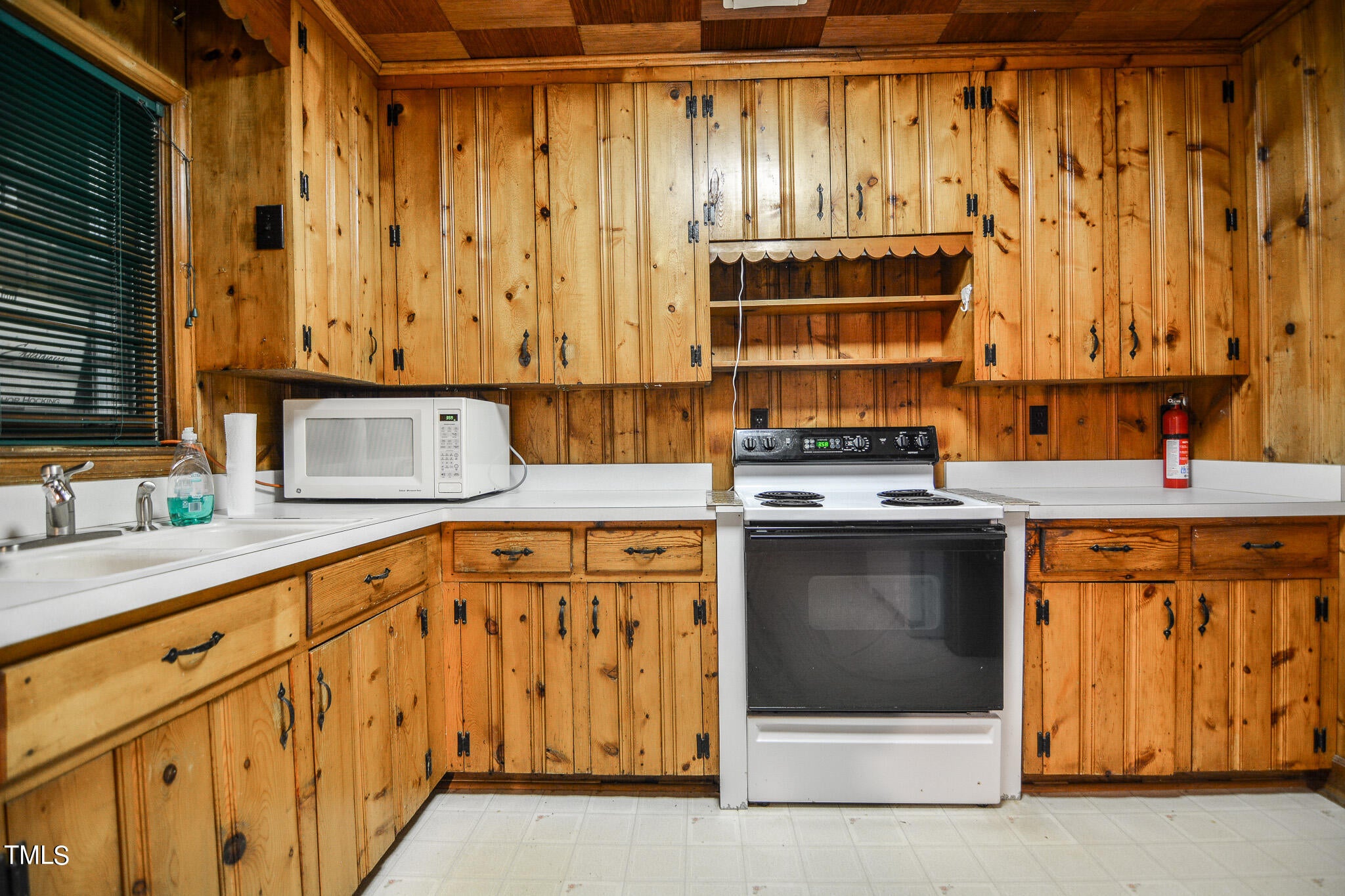 5008 Rolesville Road, Knightdale, North Carolina, 27545, United States, 3 Bedrooms Bedrooms, ,3 BathroomsBathrooms,Residential,For Sale,5008 Rolesville Road,1610106