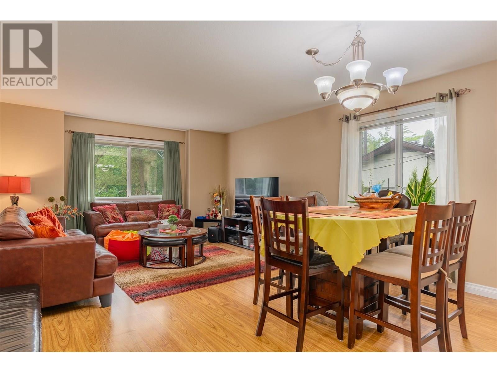 CASTLEGAR, British Columbia, V1N 1J7, CA, 3 Bedrooms Bedrooms, ,2 BathroomsBathrooms,Residential,For Sale,1913084