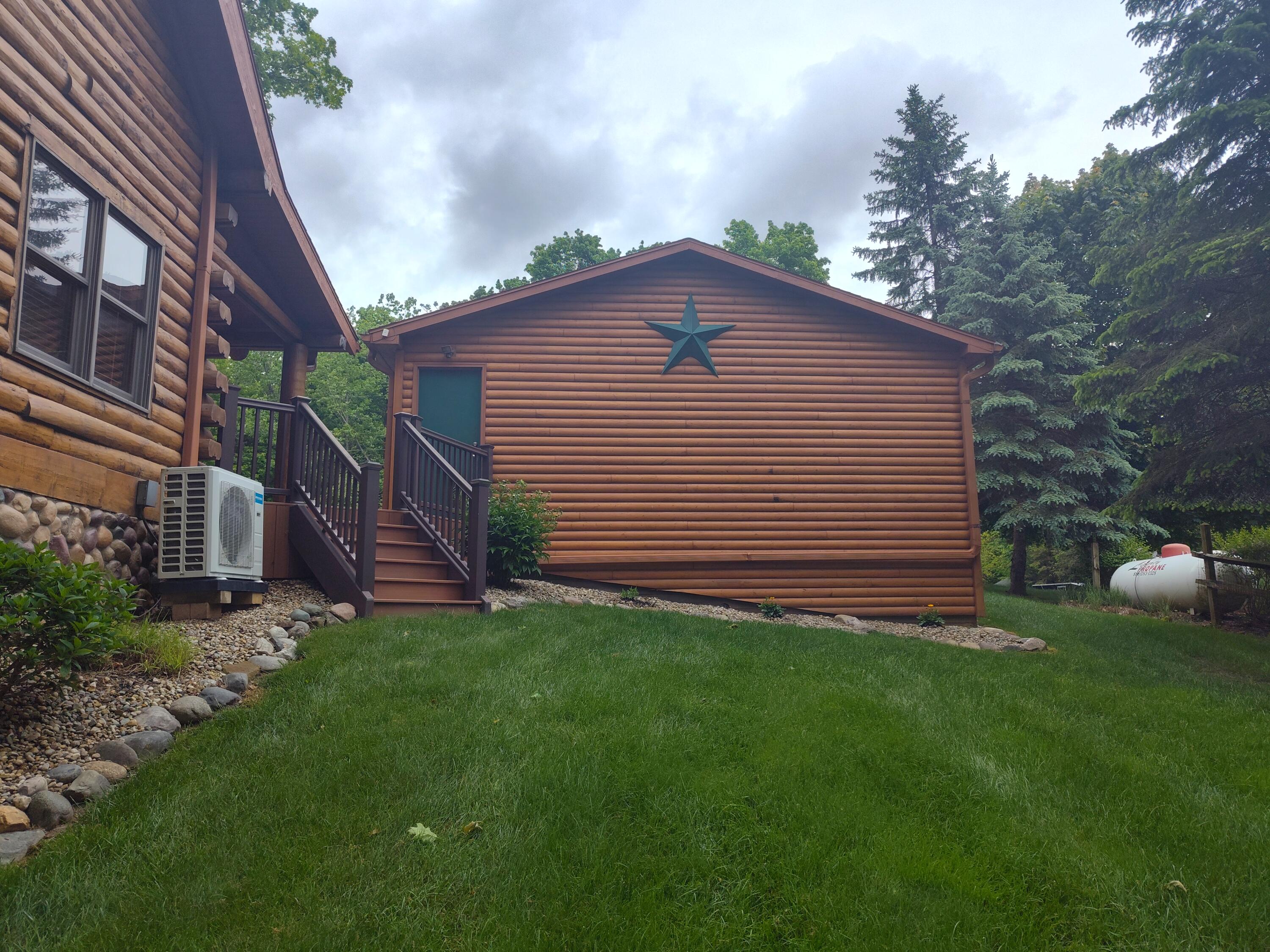 Camden, Michigan, 49232, United States, 3 Bedrooms Bedrooms, ,3 BathroomsBathrooms,Residential,For Sale,1869275