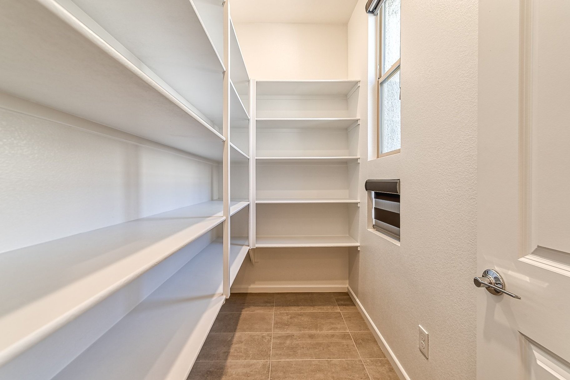  New to Market - 物件實景