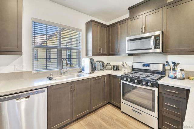 San Marcos, California, 92078, United States, 2 Bedrooms Bedrooms, ,2 BathroomsBathrooms,Residential,For Sale,1977580