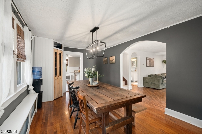 Kingwood Twp., New Jersey, 08825, United States, 3 Bedrooms Bedrooms, ,2 BathroomsBathrooms,Residential,For Sale,1984798