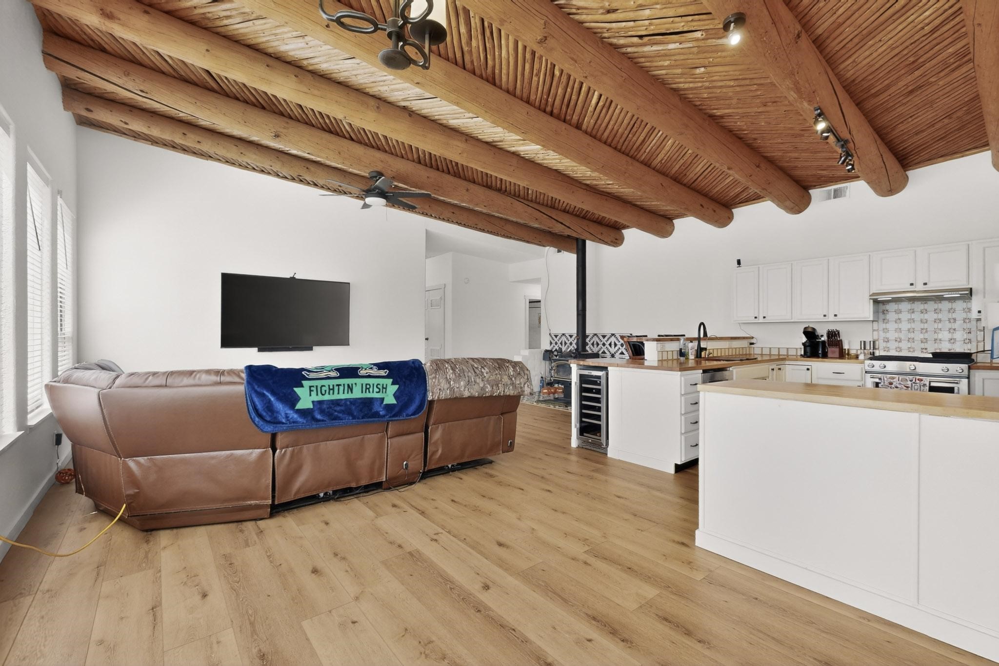  6516 Horseshoe Drive - 物件實景