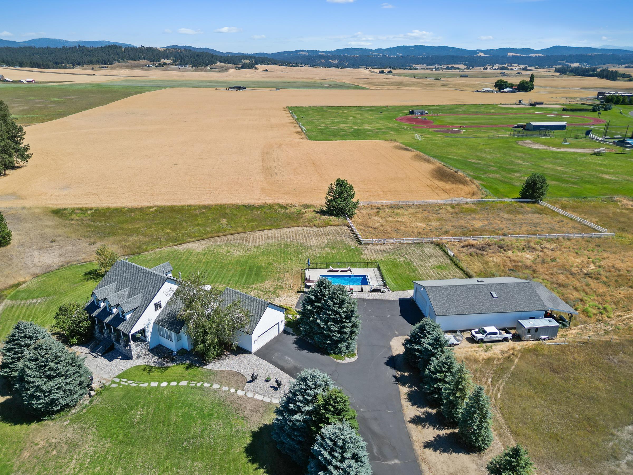 Mead, Washington, 99021, United States, 5 Bedrooms Bedrooms, ,5 BathroomsBathrooms,Residential,For Sale,1838740
