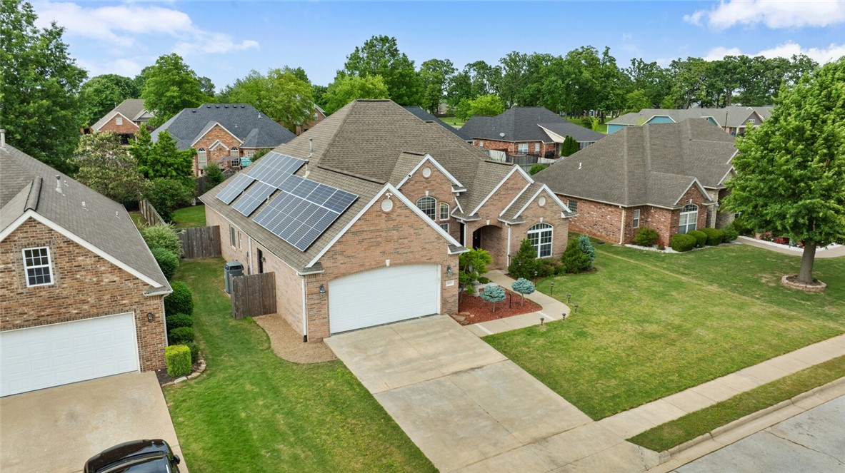 Rogers, Arkansas, 72758, United States, 4 Bedrooms Bedrooms, ,3 BathroomsBathrooms,Residential,For Sale,1821426