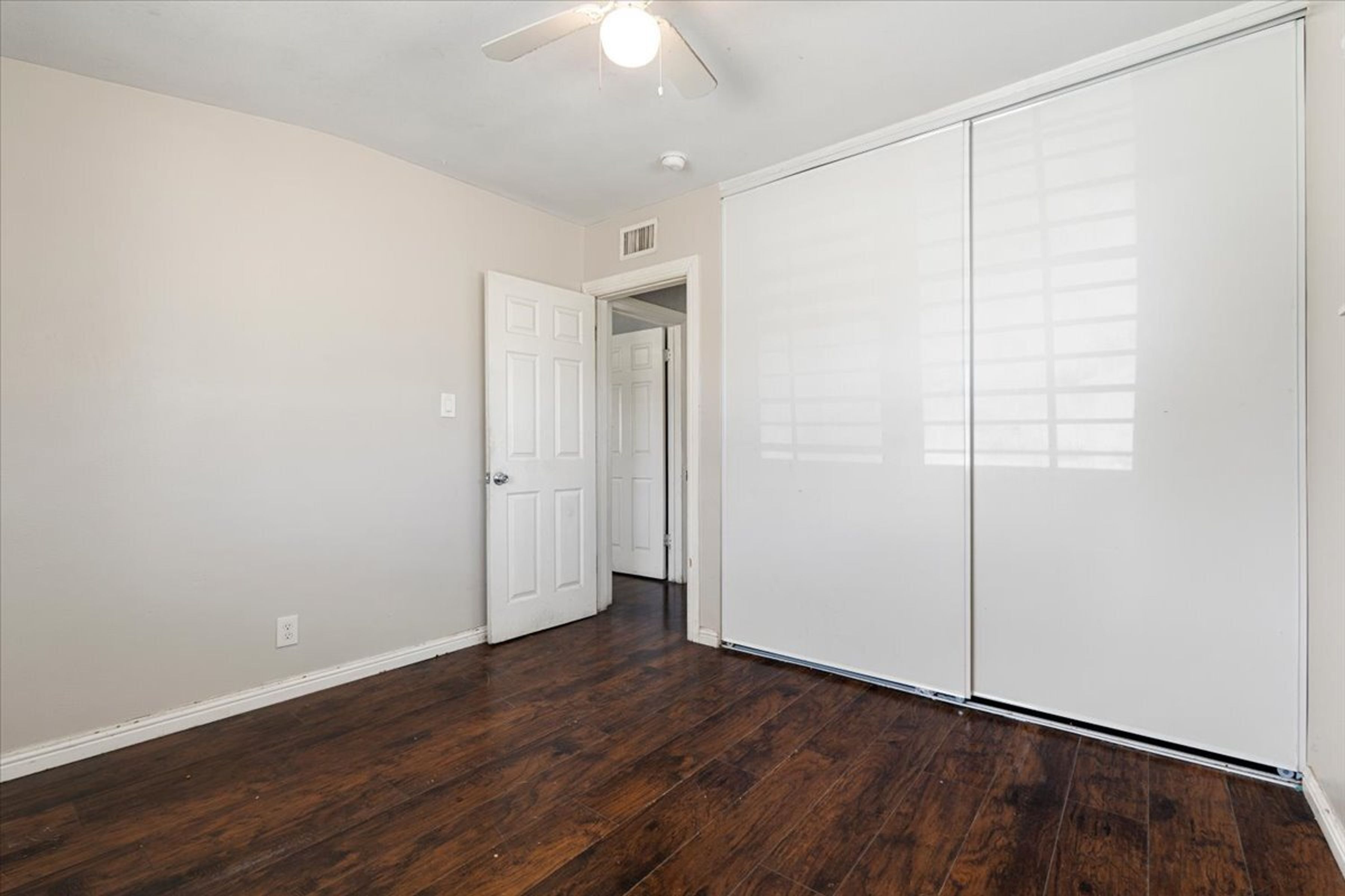  642 N Pine Ave - 物件實景
