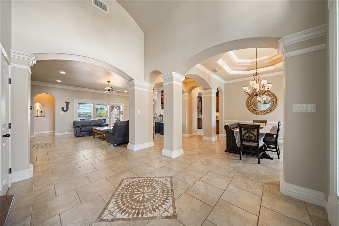 Corpus Christi, Texas, 78414, United States, 5 Bedrooms Bedrooms, ,4 BathroomsBathrooms,Residential,For Sale,1941748