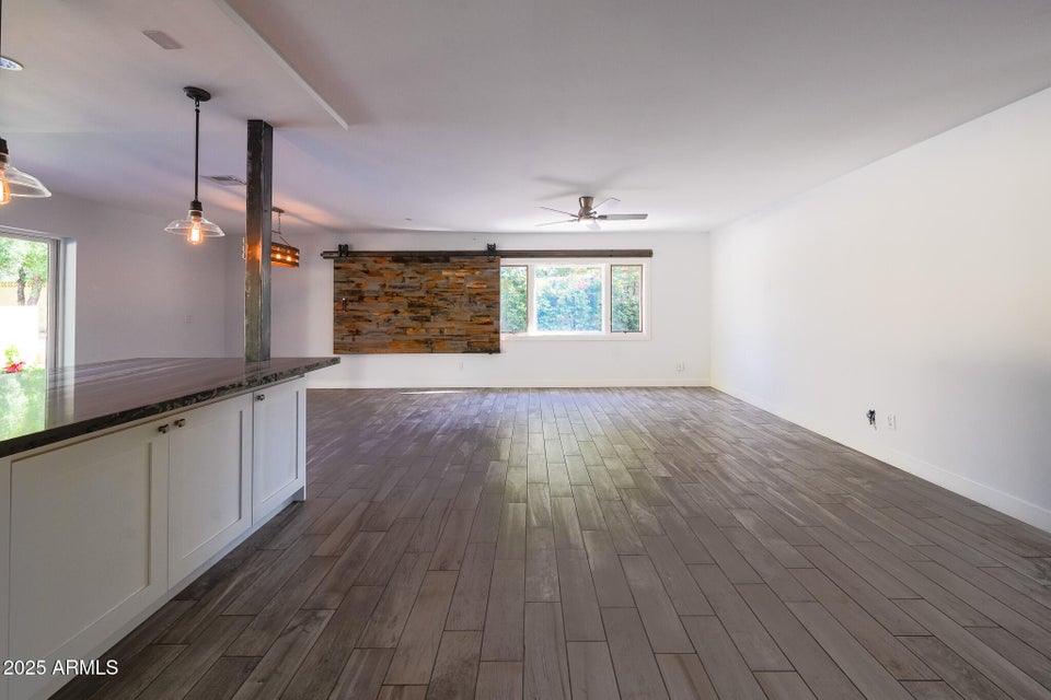 Phoenix, Arizona, 85018, United States, 4 Bedrooms Bedrooms, ,Residential,For Sale,2001186