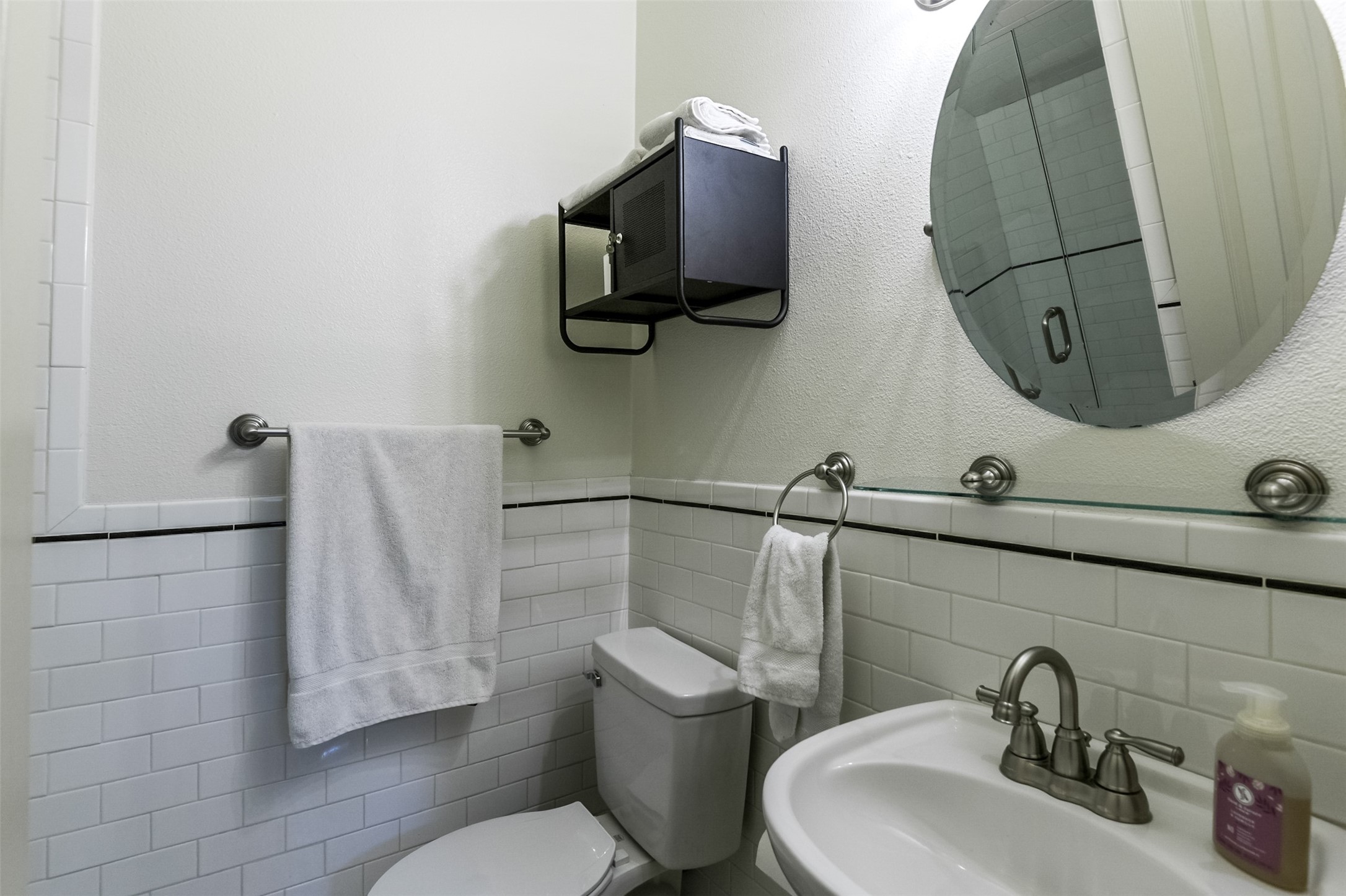 Waxahachie, Texas, 75165, United States, 5 Bedrooms Bedrooms, ,4 BathroomsBathrooms,Residential,For Sale,1940527