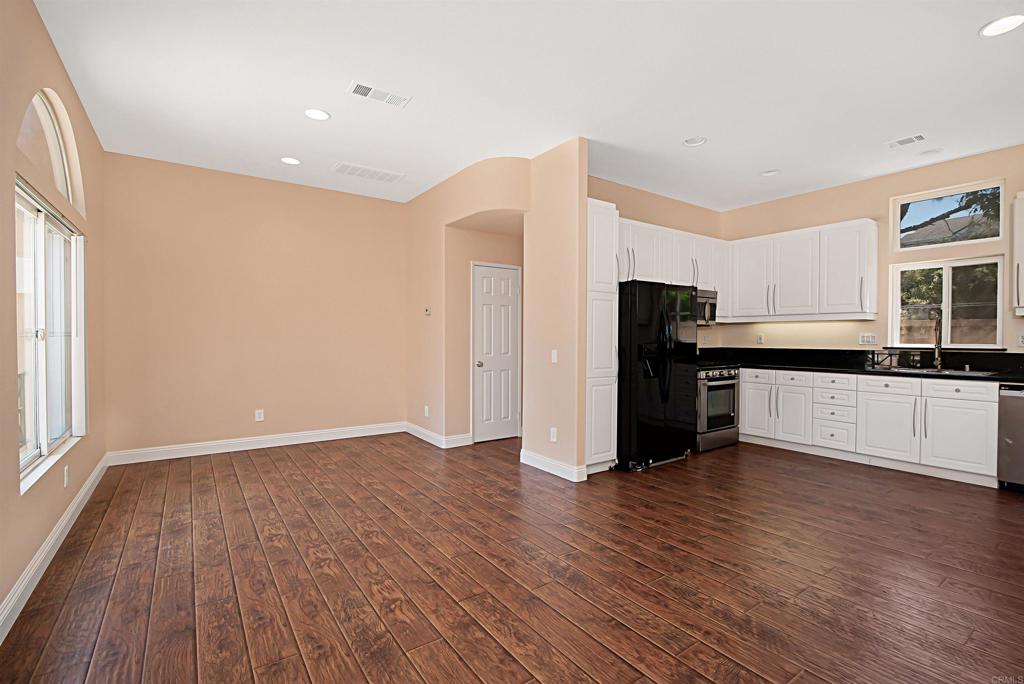 San Diego, California, 92130, United States, 4 Bedrooms Bedrooms, ,4 BathroomsBathrooms,Residential,For Sale,1885282