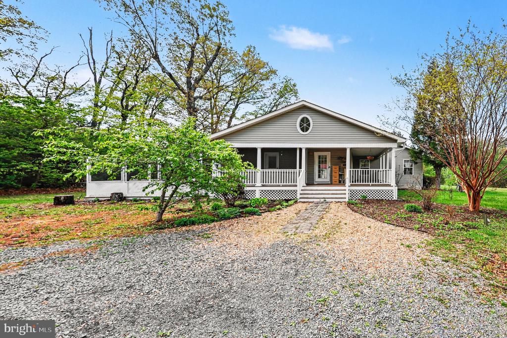Winchester, Virginia, 22602, United States, 4 Bedrooms Bedrooms, ,3 BathroomsBathrooms,Residential,For Sale,2040713