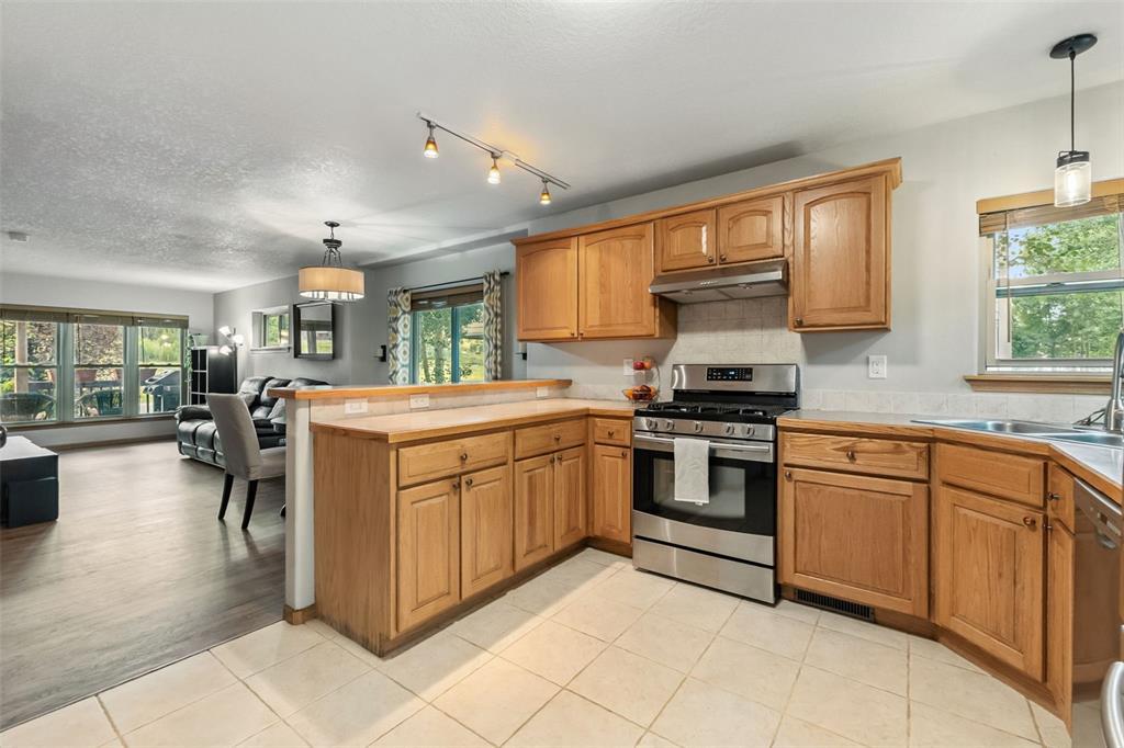 BRECKENRIDGE, Colorado, 80424, United States, 3 Bedrooms Bedrooms, ,3 BathroomsBathrooms,Residential,For Sale,1903534